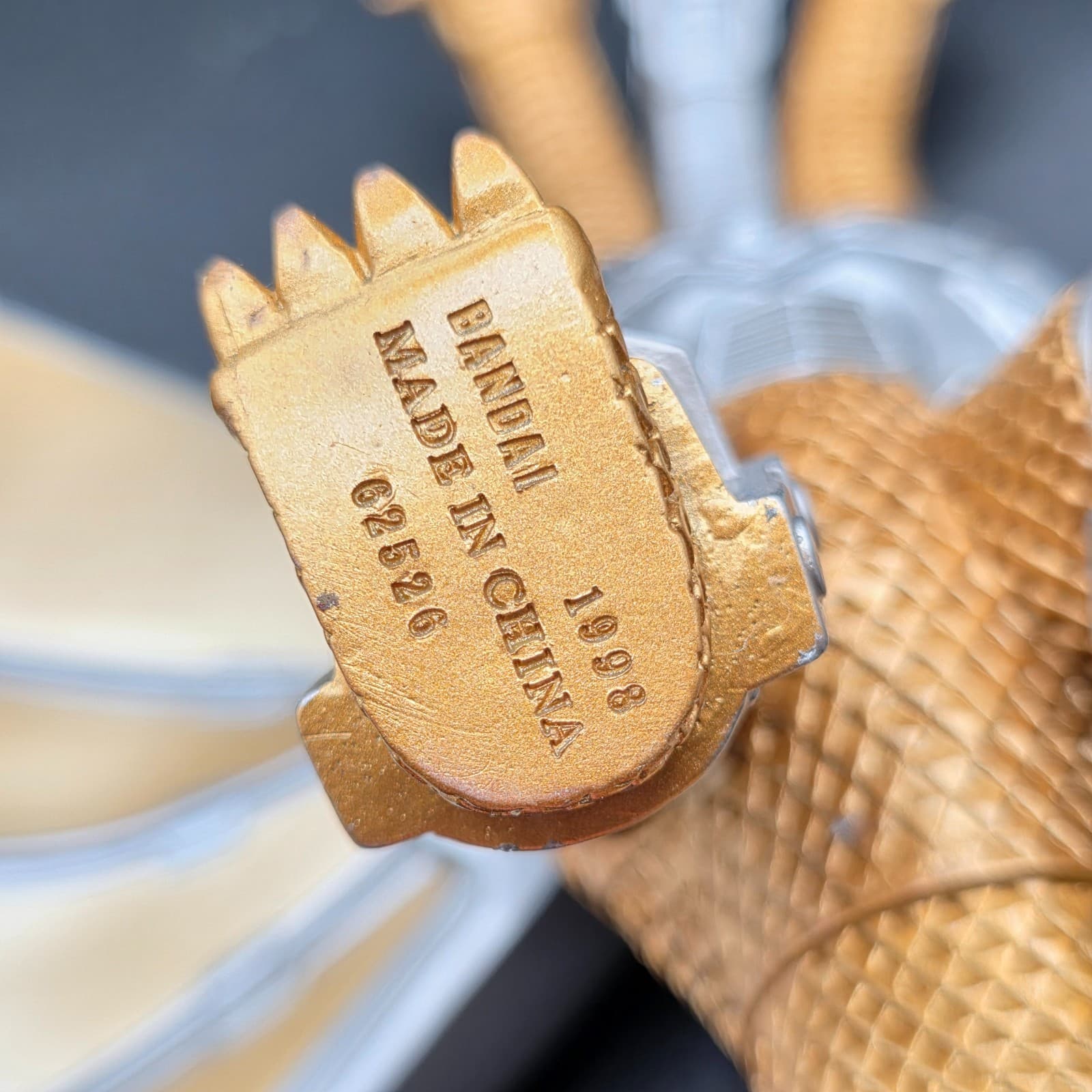 1998 BANDAI MECHA KING GHIDORAH Vinyl Figure Movie Monster Series Dark Gold - Thumbnail 4