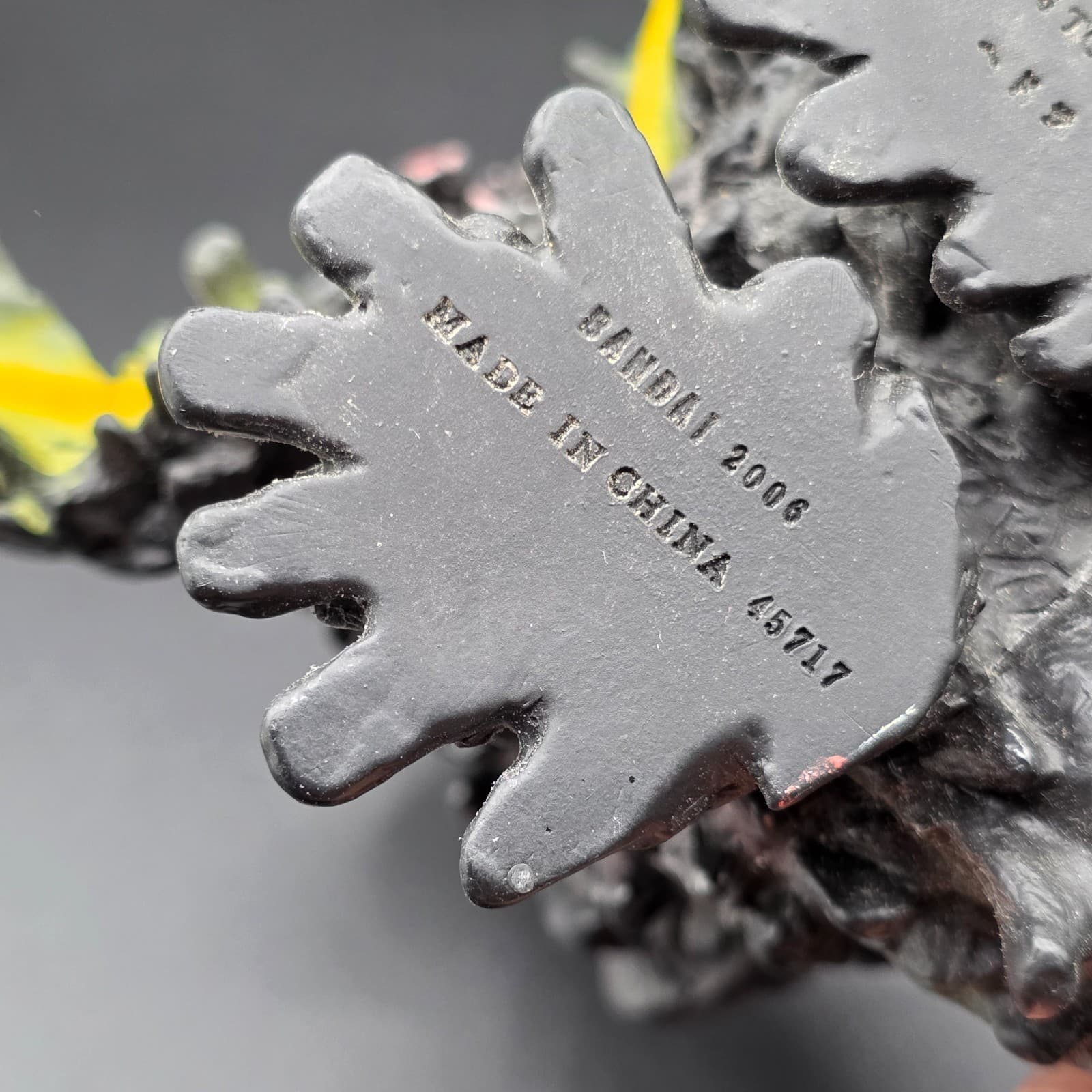 Godzilla HEDORAH Tsuburaya Bandai 2006 Kaiju Movie Monster Vinyl Figure 10303 - Thumbnail 8