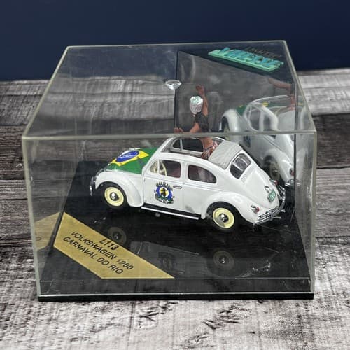 VITESSE Volkswagen 1200 CARNAVAL DO RIO - Brazil L113 Die Cast 1:43 - Thumbnail 3