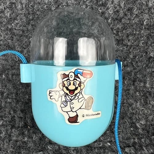 Vintage Nintendo Dr Mario Blue 3” Capsule Necklace Super Rare - Thumbnail 3