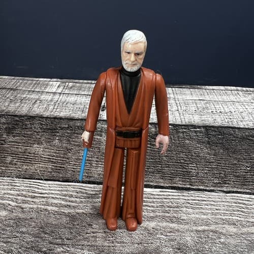 Vintage 1977 Kenner Star Wars Obi Wan Ben Kenobi Figure w/Cape, Damaged Saber - Thumbnail 2