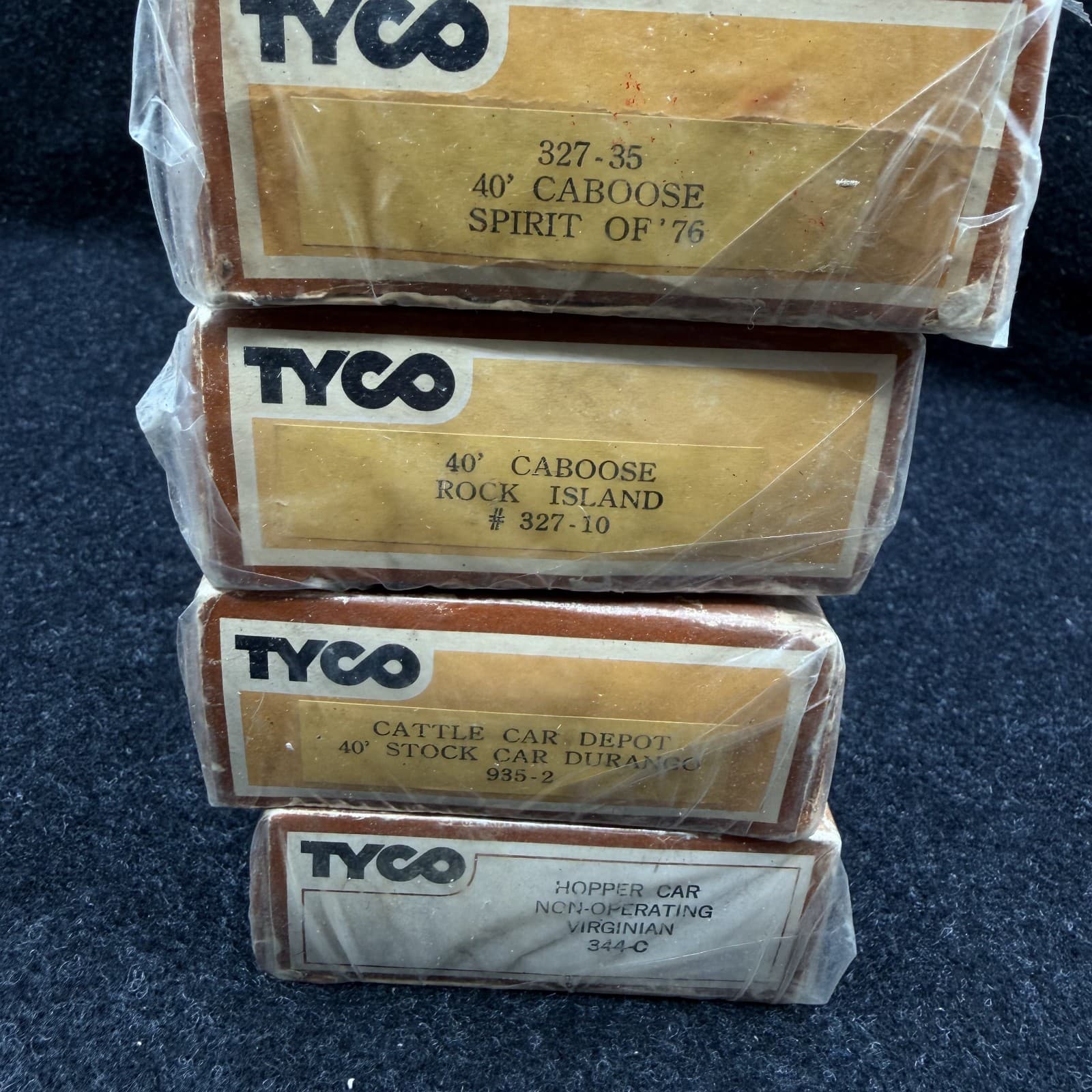 Lot of 8 Vintage Tyco HO Scale Train Cars In Boxes - Thumbnail 9