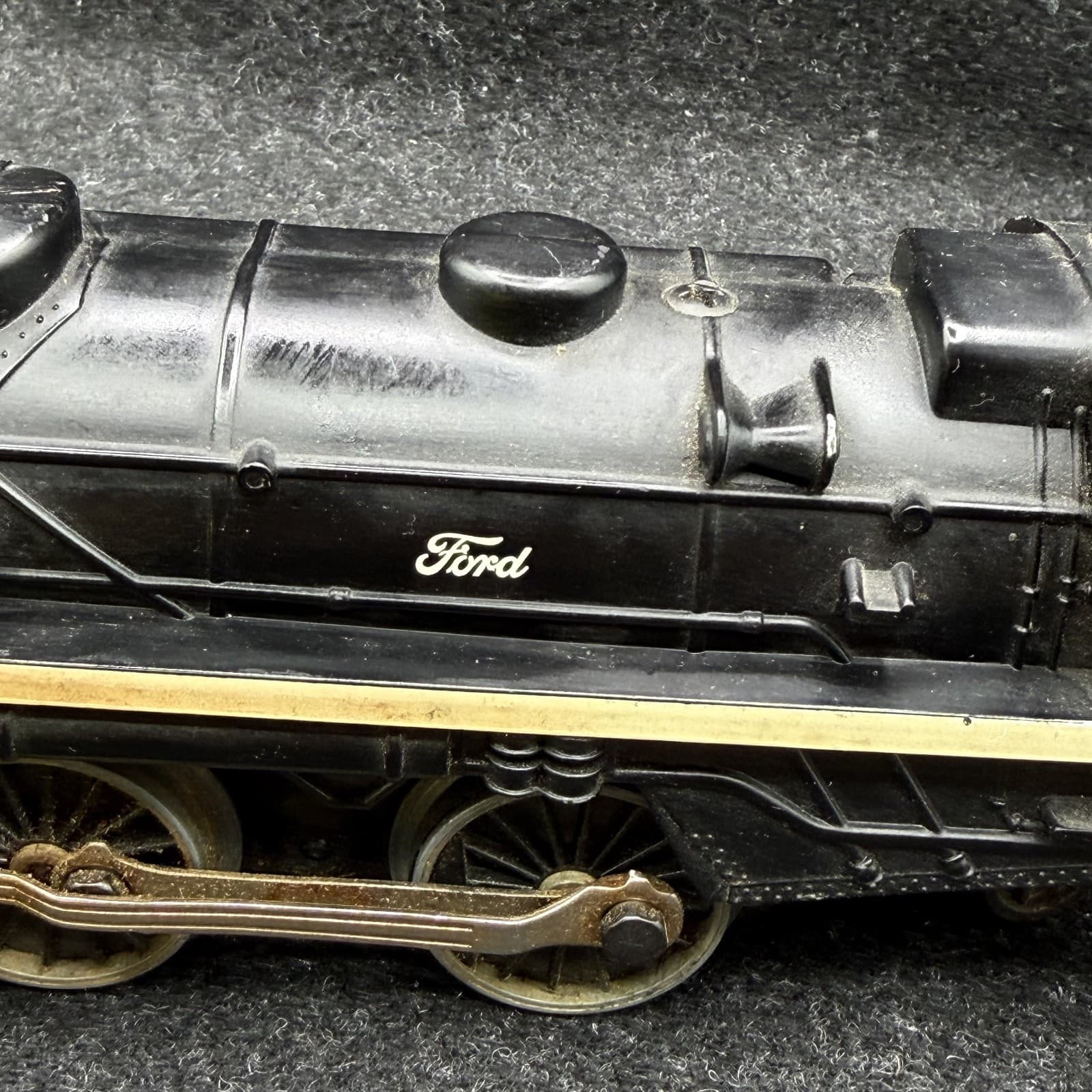 Vintage Lionel Locomotive No. 8641 Toy Railroad Train Steam Engine FORD - Thumbnail 3