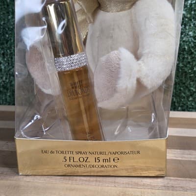 White Diamonds by Elizabeth Taylor 5Fl oz Eau de Toilette Spray w/a White Teddy! - Thumbnail 2