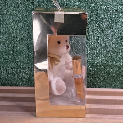 White Diamonds by Elizabeth Taylor 5Fl oz Eau de Toilette Spray w/a White Teddy! - Thumbnail 4