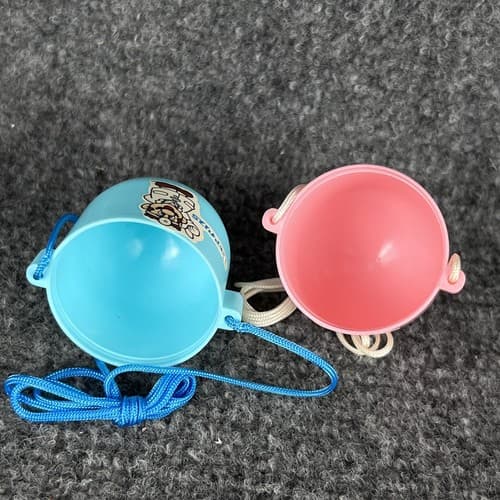 Vintage Nintendo Dr Mario Blue & Pink BOTTOMS ONLY 3” Capsule Necklace Rare - Thumbnail 8