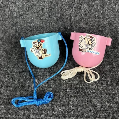 Vintage Nintendo Dr Mario Blue & Pink BOTTOMS ONLY 3” Capsule Necklace Rare - Thumbnail 5