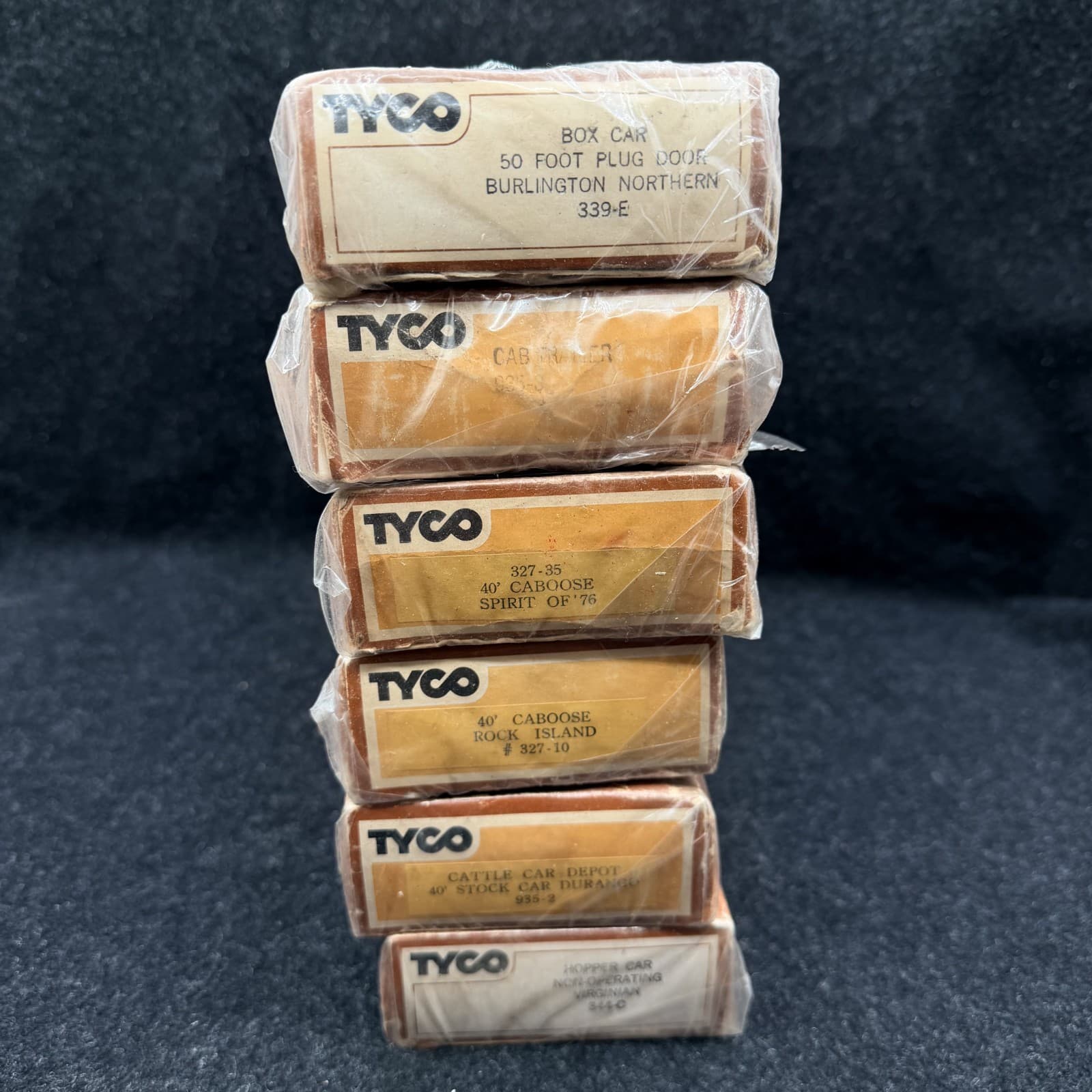 Lot of 8 Vintage Tyco HO Scale Train Cars In Boxes - Thumbnail 7