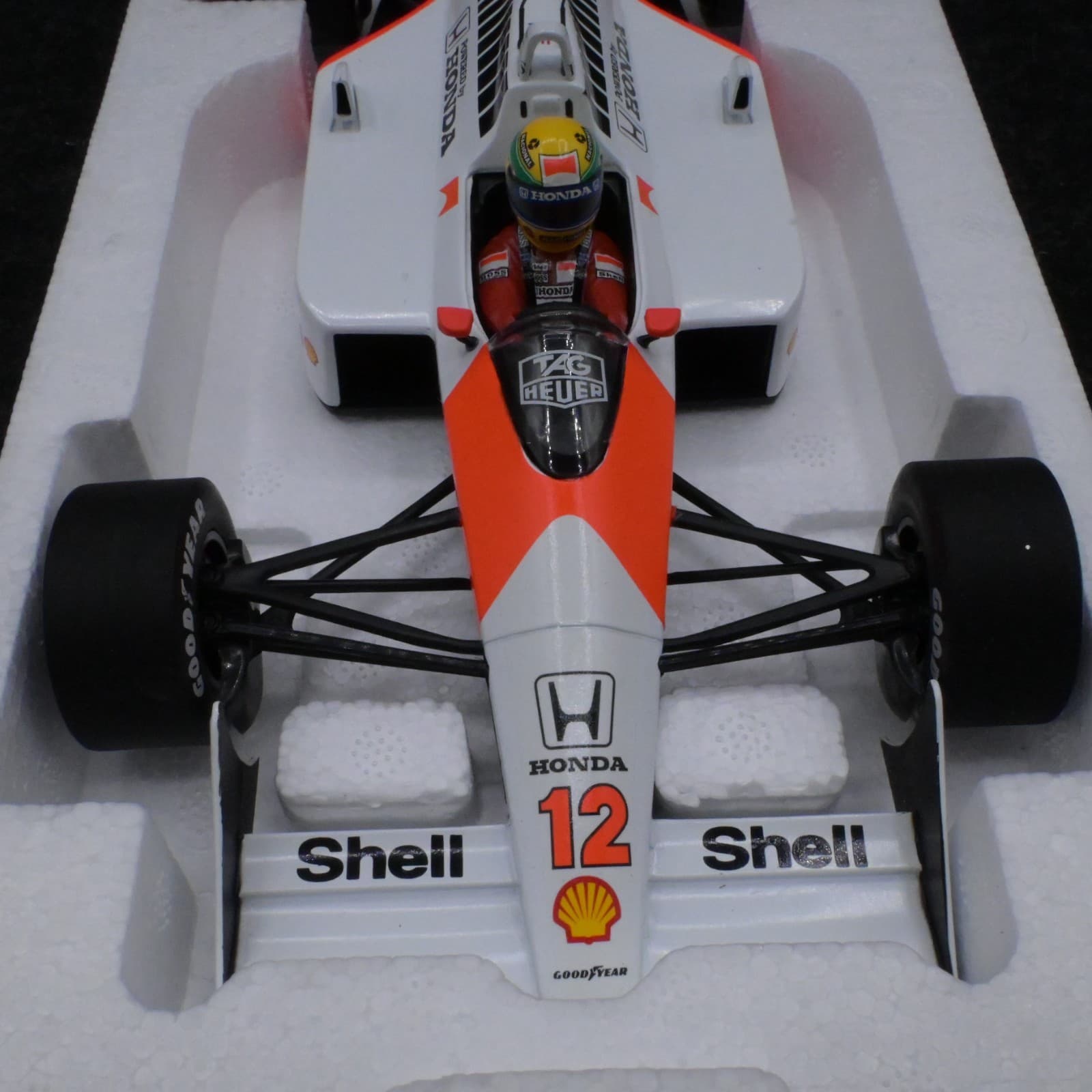 Minichamps Ayrton Senna MP4/4 #12 World Champion 1988 1/18 NIB - Thumbnail 13