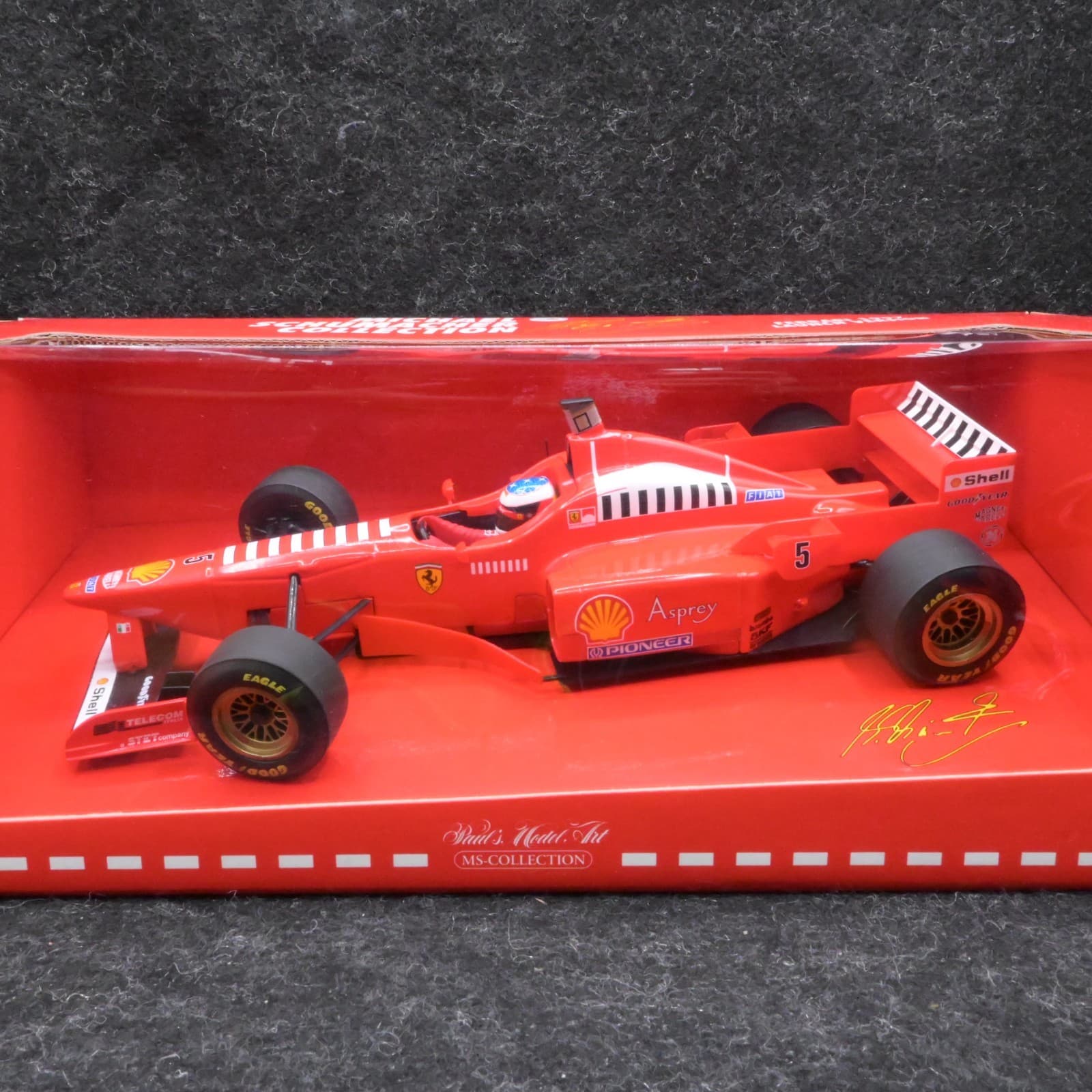 Paul’s Model Art Ferrari F310B 1/18 Michael Schumacher Collection 1997 - Thumbnail 2