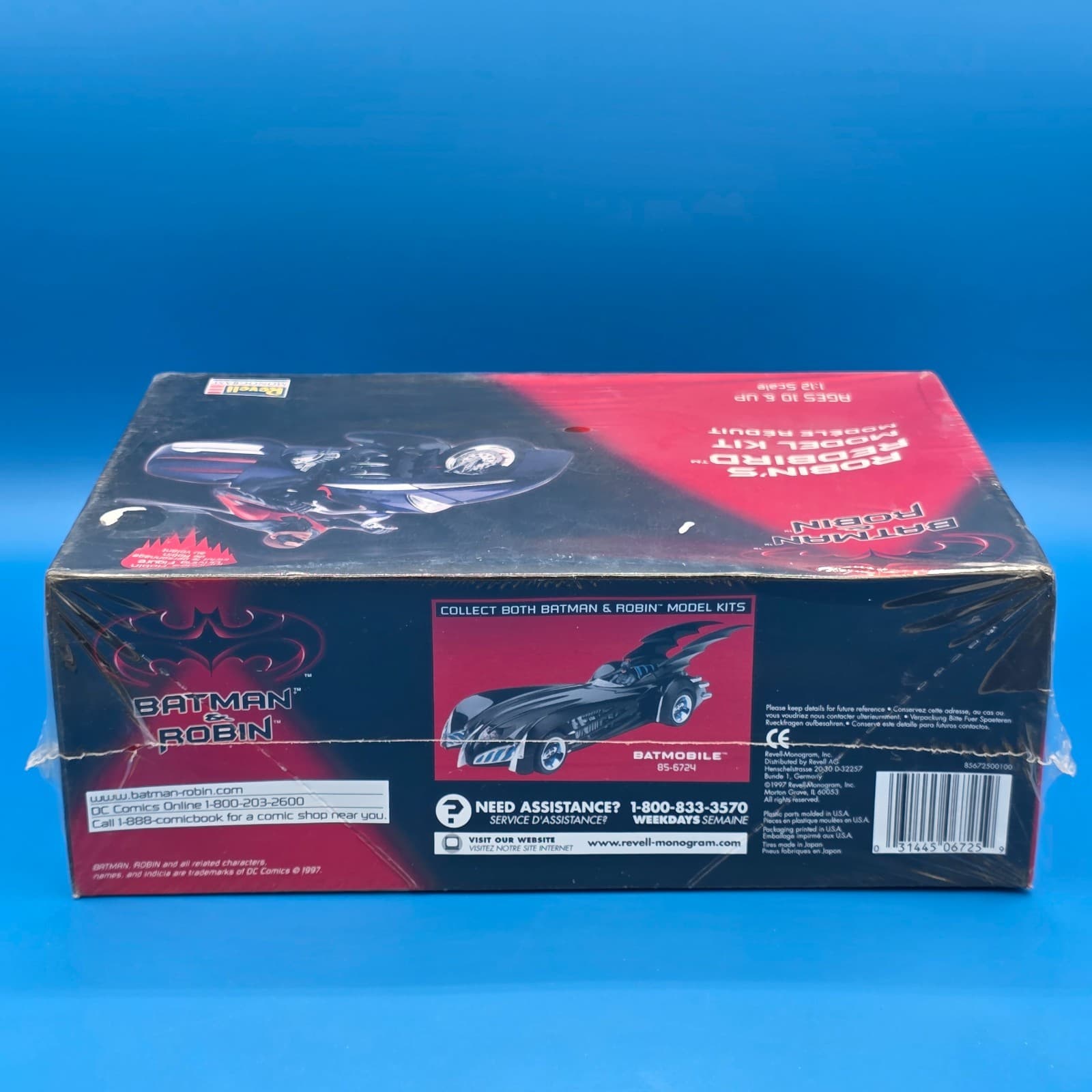 Revell Monogram Scale 1:12 Batman & Robin Robin's Redbird Model Kit 85-6725 - Thumbnail 8