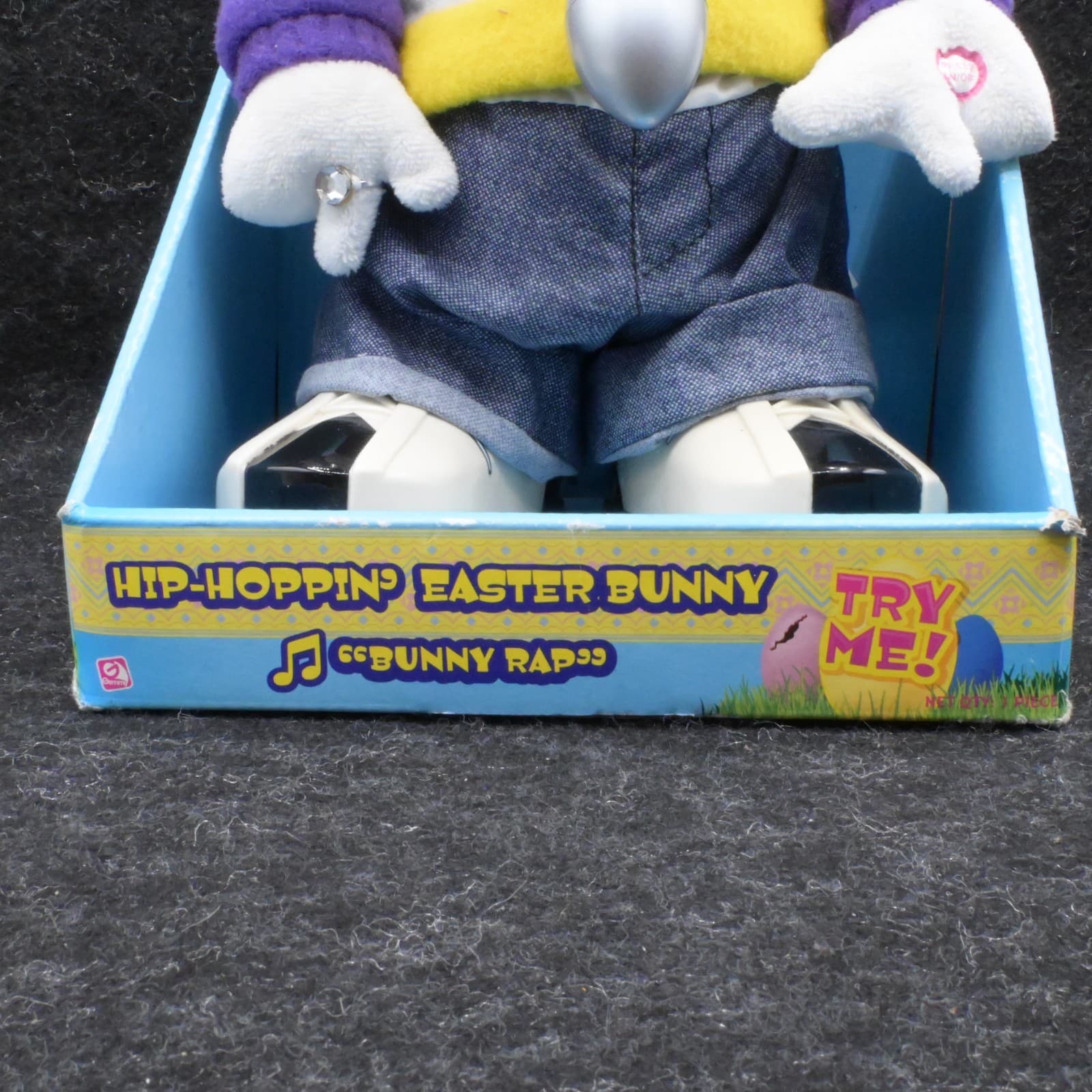 Vtg 2003 Gemmy Hip Hop Easter Bunny Rabbit Dances Parody of Jump - Thumbnail 4