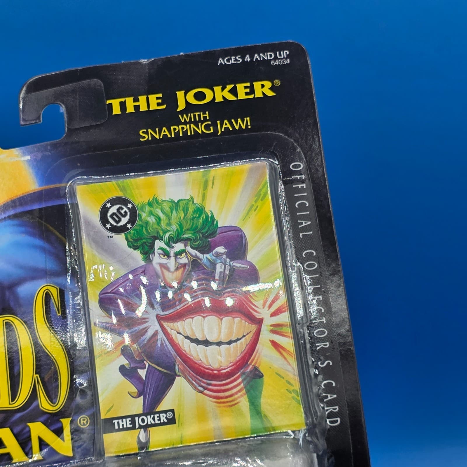 Legends of Batman The Joker Figure w/ Snapping Jaw Collector's Card 1994 Kenner - Thumbnail 4
