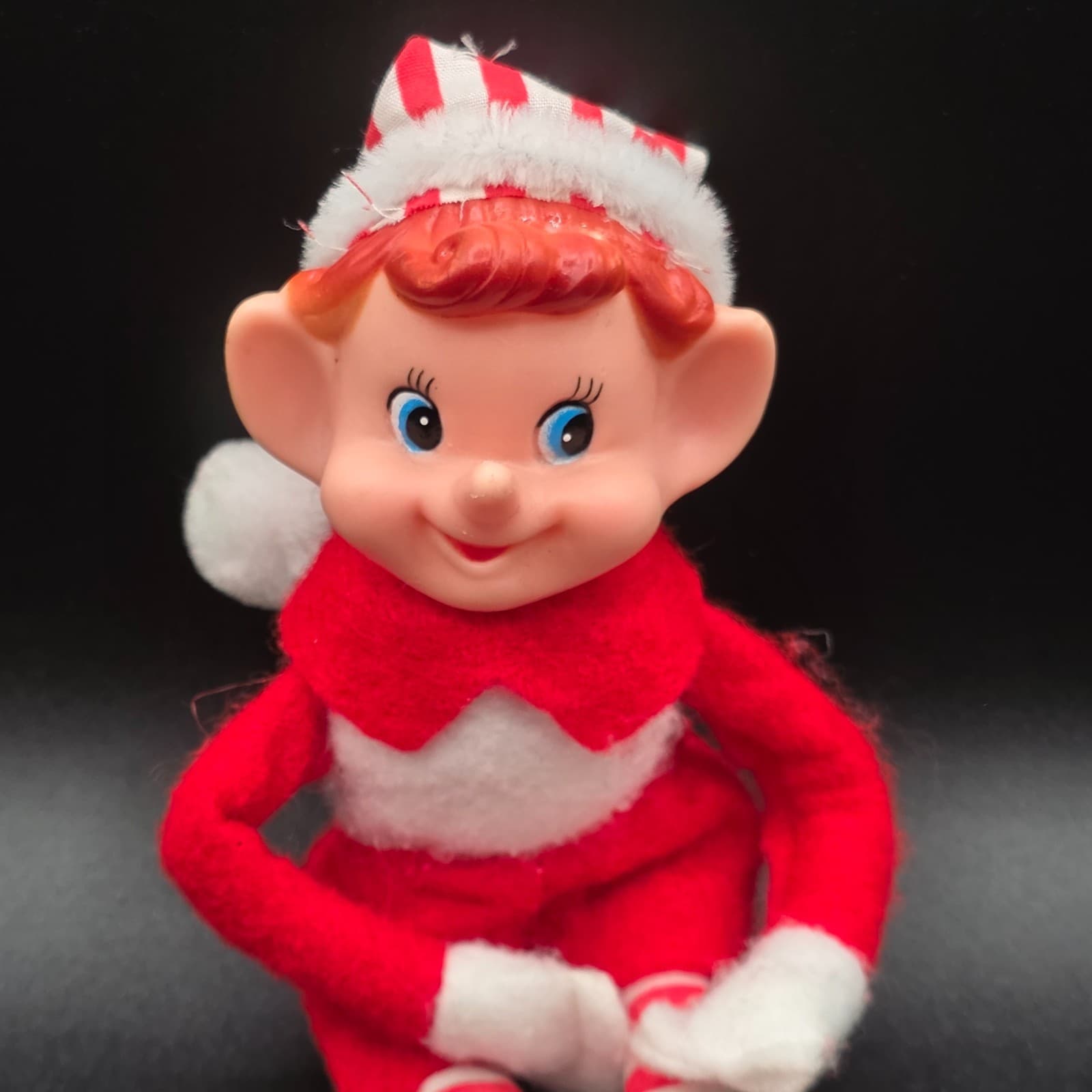 Vintage Elf Shelf Sitter Pixie Pointy Nose Red White - Thumbnail 2