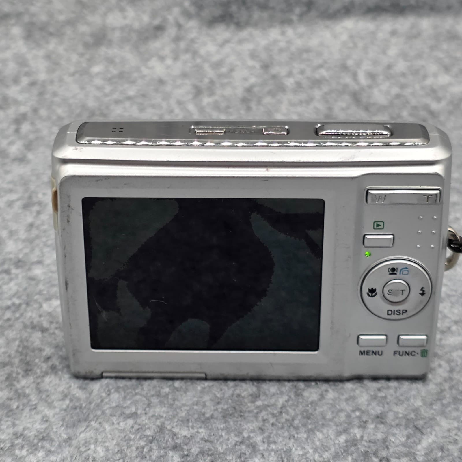 FOR PARTS OR REPAIR Polaroid i1036 10.0 Mega Pixel 3x Zoom SILVER Digital Camera - Thumbnail 11