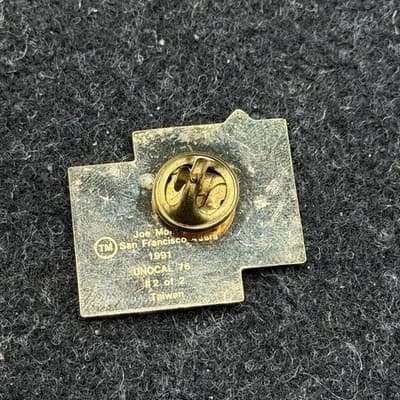 49ers Pins RARE VTG San Francisco 49ers Pin 1991 Joe Montana Record Football Pin - Thumbnail 2