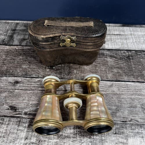 Antique Laval Paris Opera Glasses Binoculars Brass And Mother of Pearl - Thumbnail 2