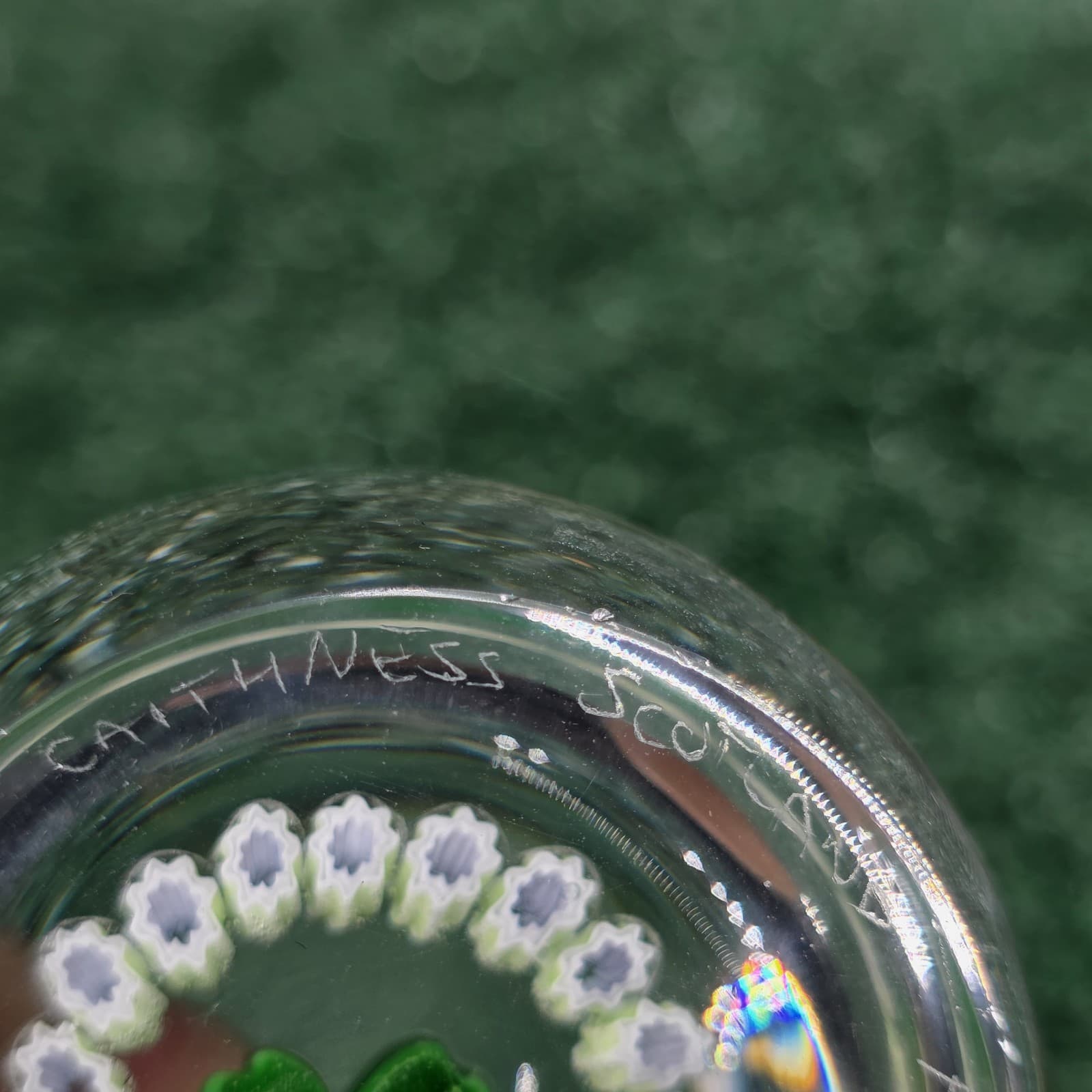 Vintage CAITHNESS Shamrock / Clover Art Glass Paperweight Signed 2" - Thumbnail 7