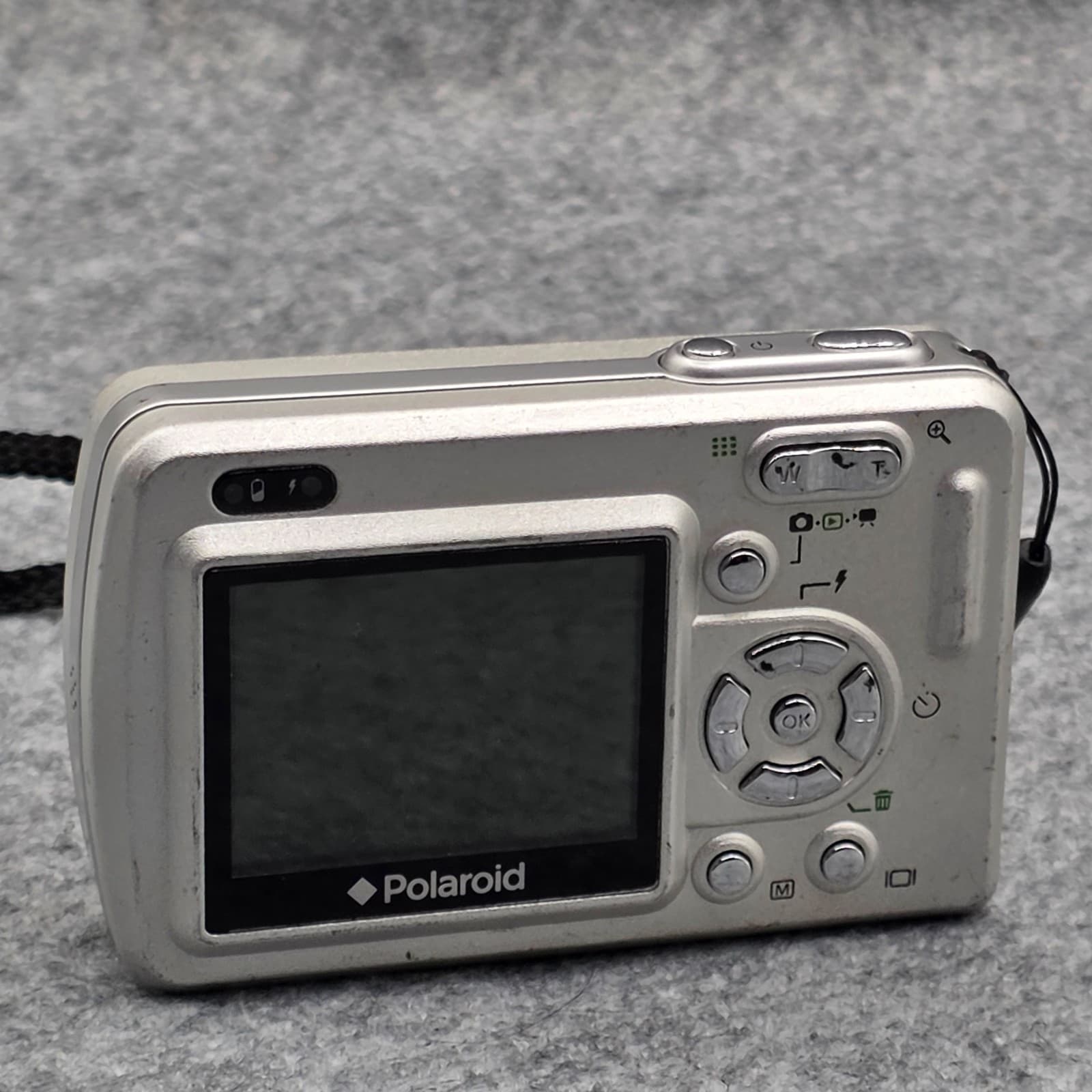 Polaroid A801 8MP 4X Digital Zoom Camera (Silver) - Thumbnail 5