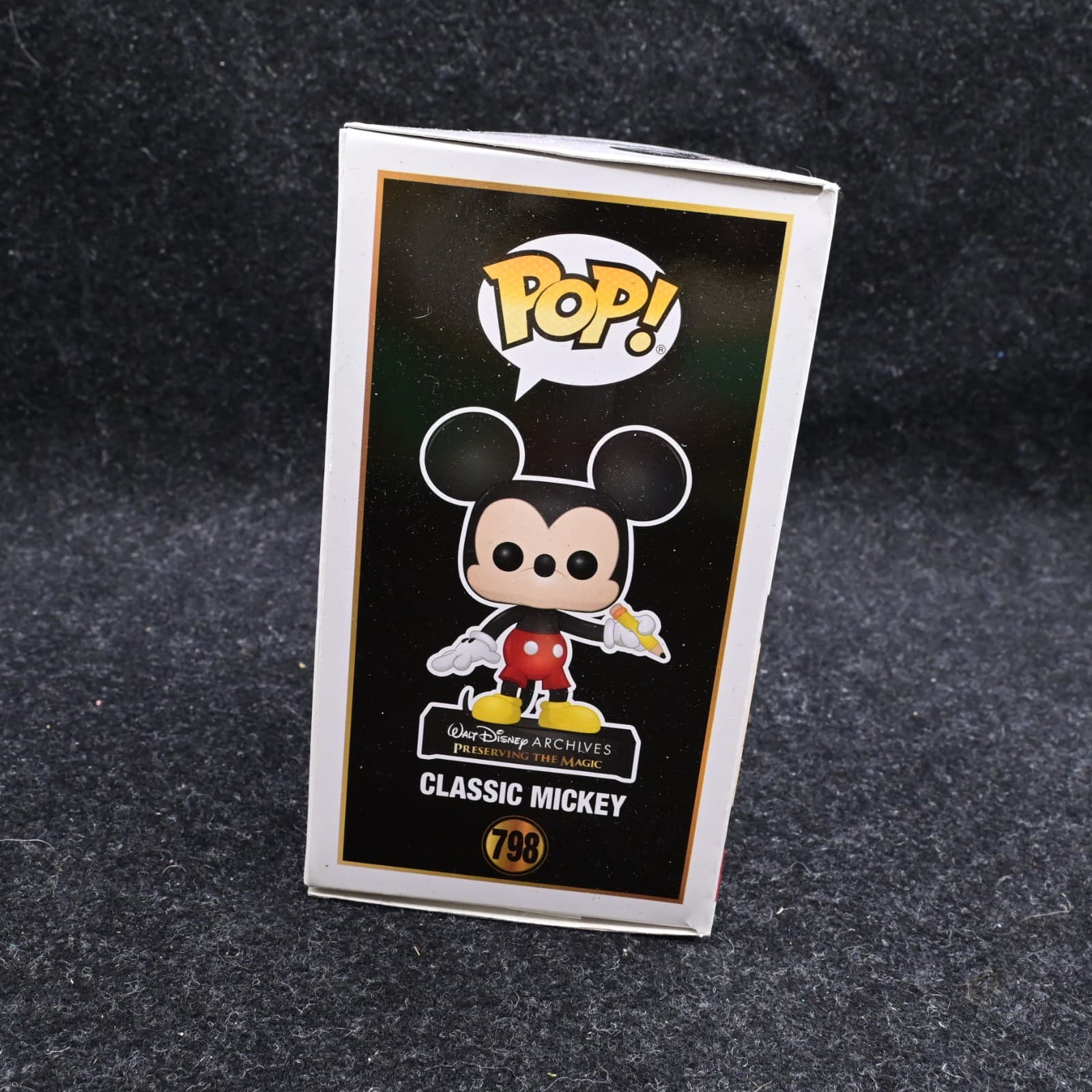 Funko POP! Disney Mickey Mouse & Friends Classic Mickey #798 - Thumbnail 6