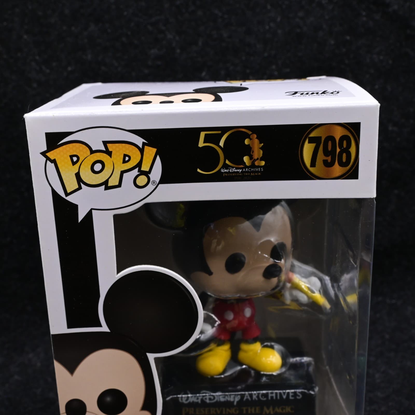 Funko POP! Disney Mickey Mouse & Friends Classic Mickey #798 - Thumbnail 2