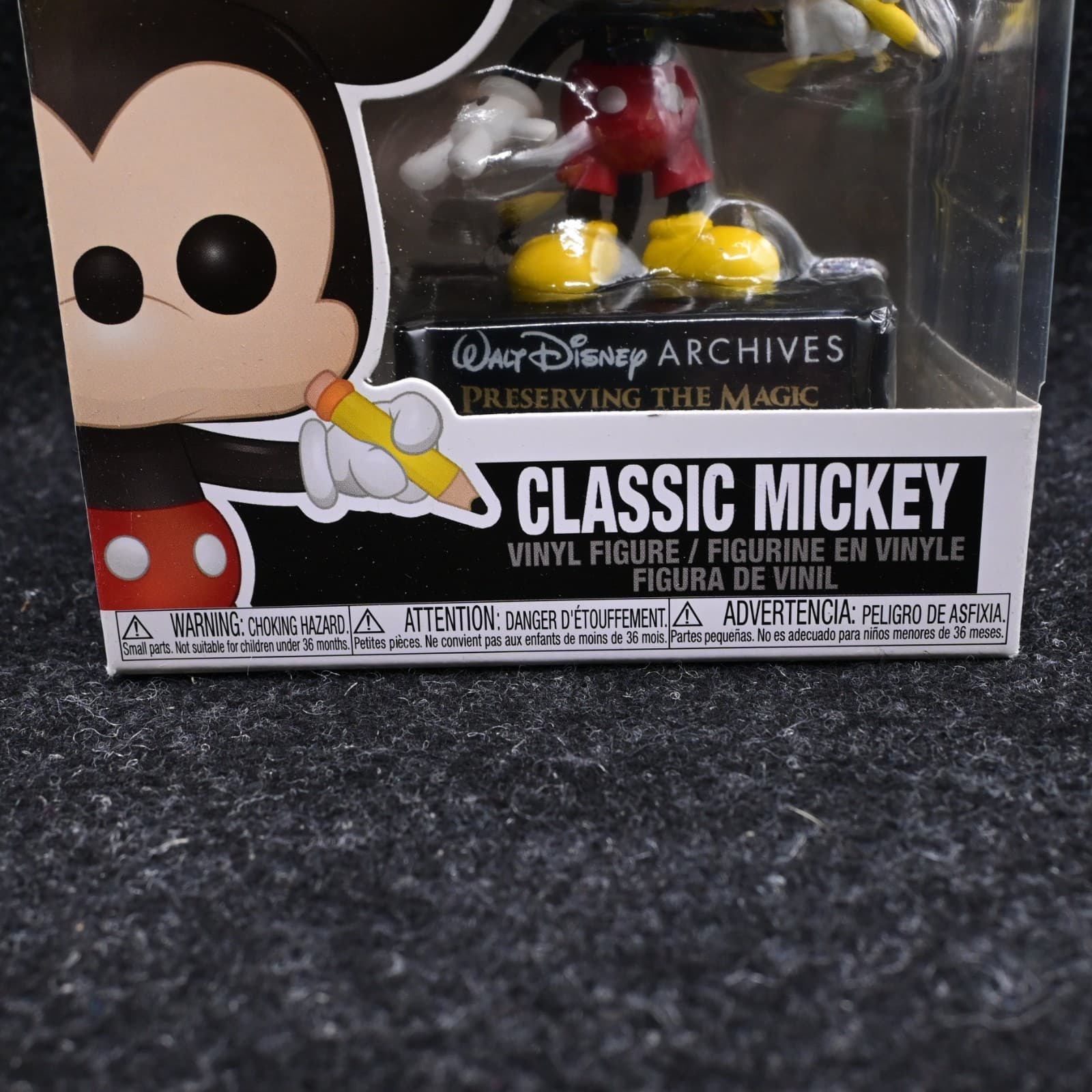 Funko POP! Disney Mickey Mouse & Friends Classic Mickey #798 - Thumbnail 3