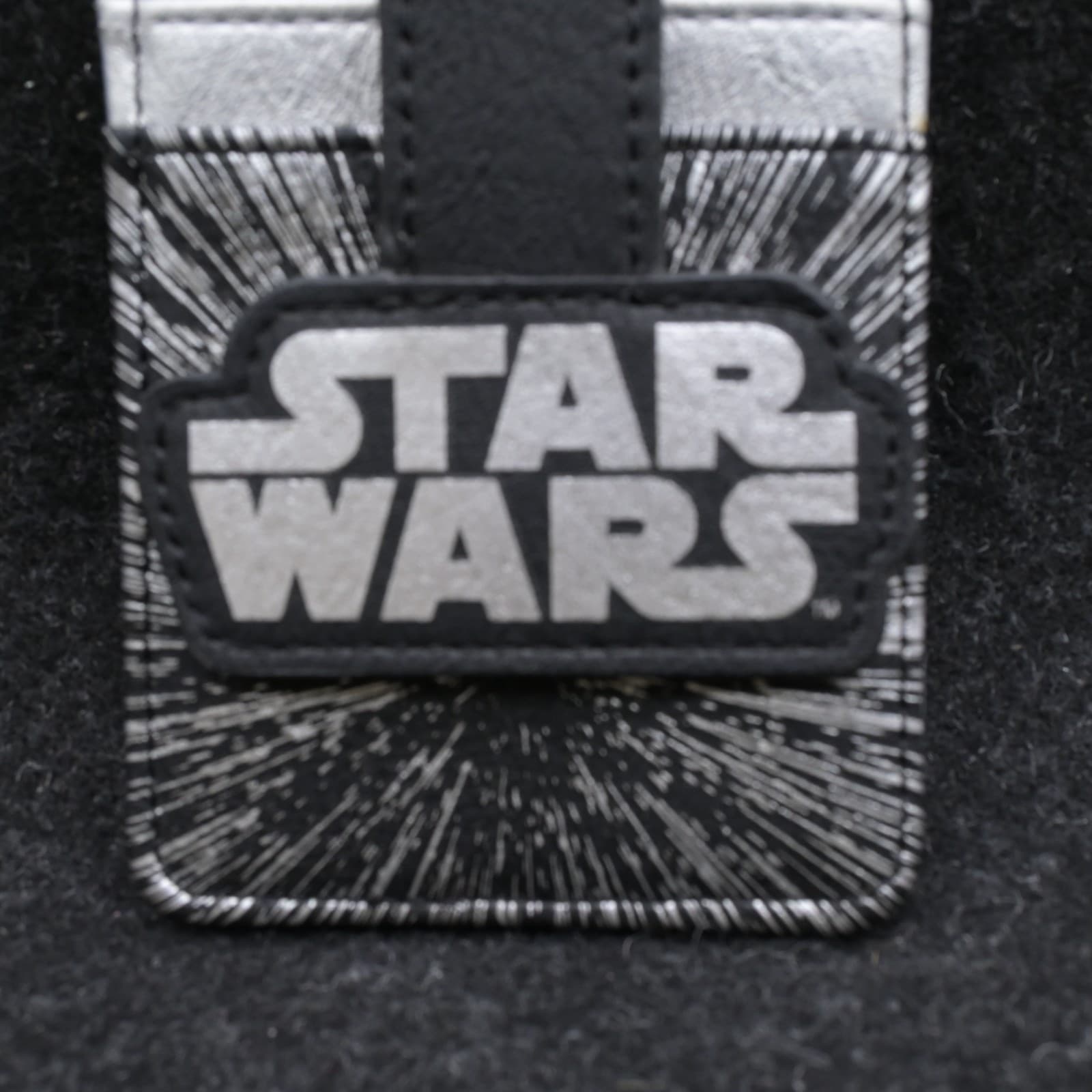 Stars Wars Credit Card ID Holder Disney Parks Wallet. 4 slots + ID Slot - Thumbnail 2