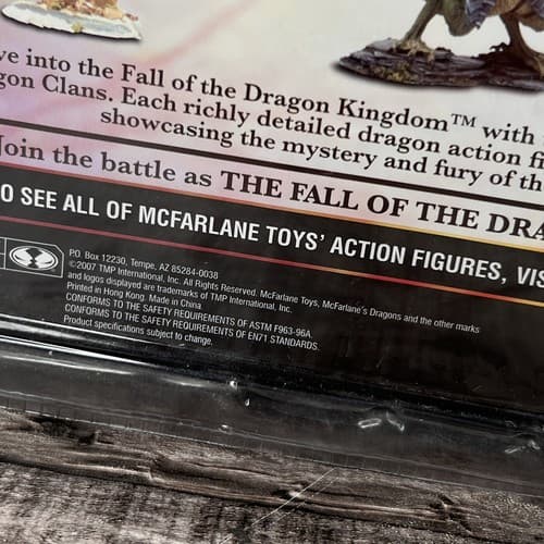McFarlane's Dragons Fall of the Kingdom Hunter Dragon Action Figure 2007 - Thumbnail 10