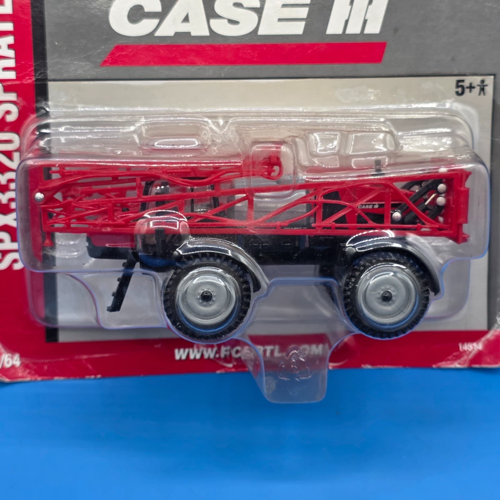 ERTL Case Ih Spx4410 Self- Propelled Sprayer 1/64 NIP - Thumbnail 8