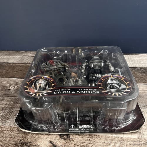 2010 Battle Star Galactica Red Stripe Cylon & Razor Cylon Warrior Diamond Toys - Thumbnail 4