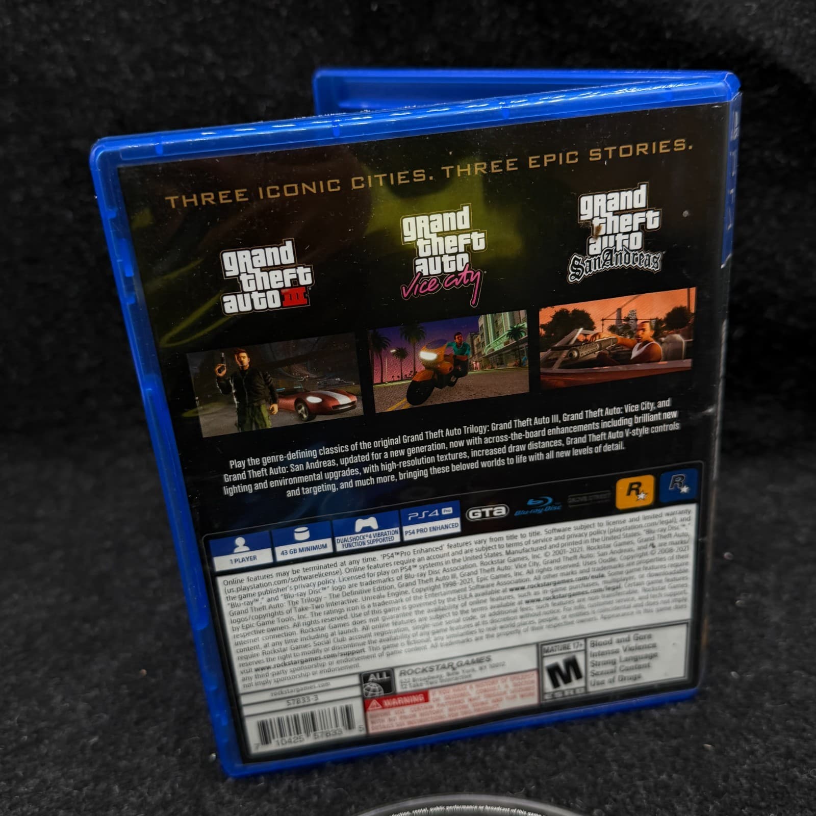 Grand Theft Auto: The Trilogy - The Definitive Edition - Sony PlayStation 4 - Thumbnail 3