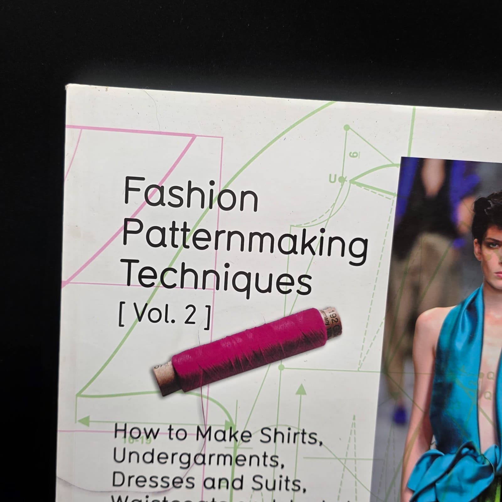 Fashion Patternmaking Techniques: Women/Men How to Make (Paperback) - Thumbnail 3