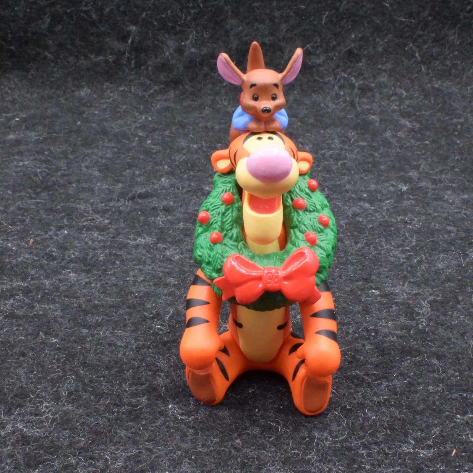 Hallmark Ornament - 1998 - Bouncy Baby-sitter-Winnie The Pooh Collection-QXD4096 - Thumbnail 5