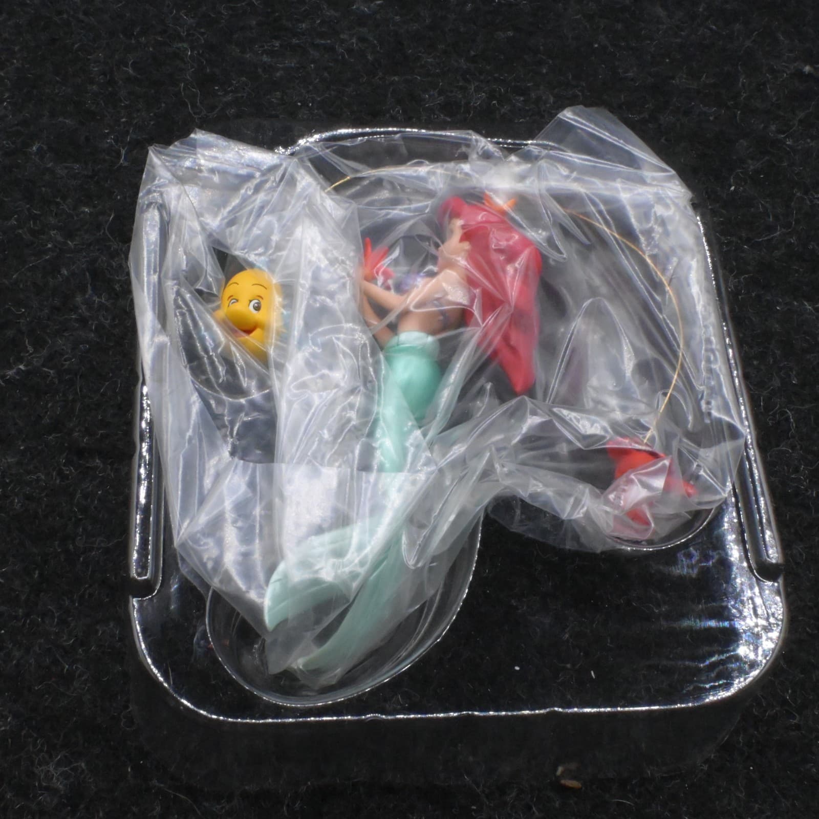 Hallmark Keepsake 1997 Ornament Disney's Ariel The Little Mermaid - Thumbnail 2