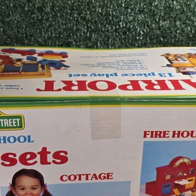 TYCO 1993 Sesame Street Airport Vintage Playset Planes Big Bird Ernie Figures - Thumbnail 6
