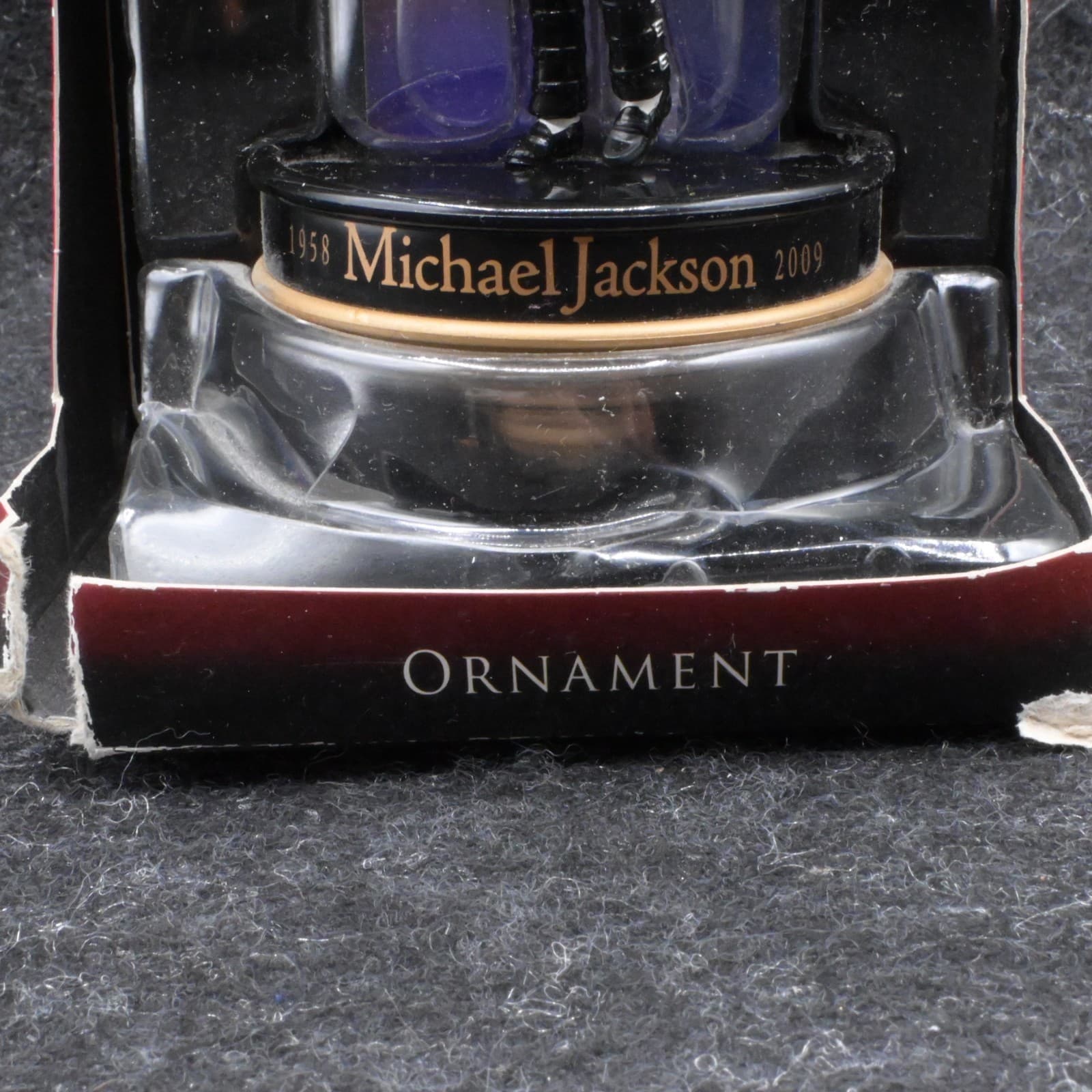 Michael Jackson The King Of Pop With Mic Santa’s Best Christmas Collectible Orna - Thumbnail 3