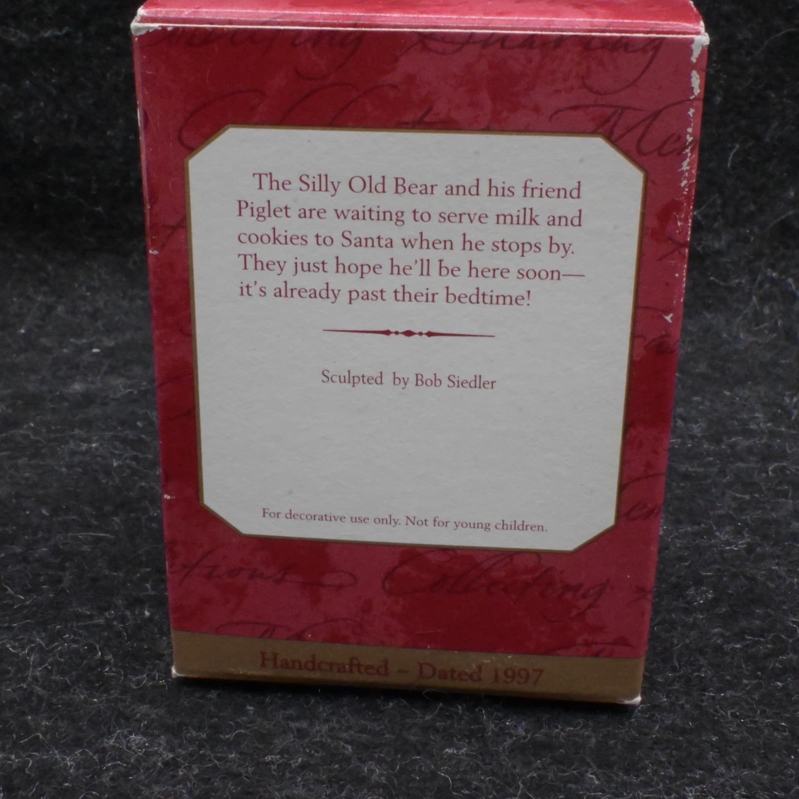 VTG 1997 Hallmark Keepsake WAITIN' ON SANTA Winnie the Pooh Christmas Ornament - Thumbnail 3