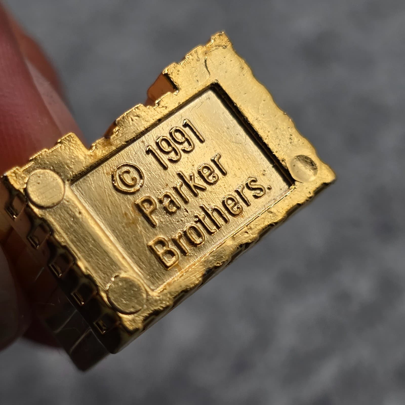 Franklin Mint Monopoly Collectors Edition Set of 12 Gold Plated Hotels - Thumbnail 6