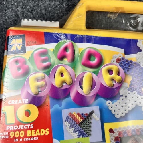 AMAV Vintage Bead Fair Colorful Beadwork Kit NEW SEALED #2244 Yellow Case - Thumbnail 4