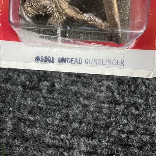 Vintage 1996 Pinnacle Deadlands Mini Undead Gunslinger 1201 Pack New - Thumbnail 3
