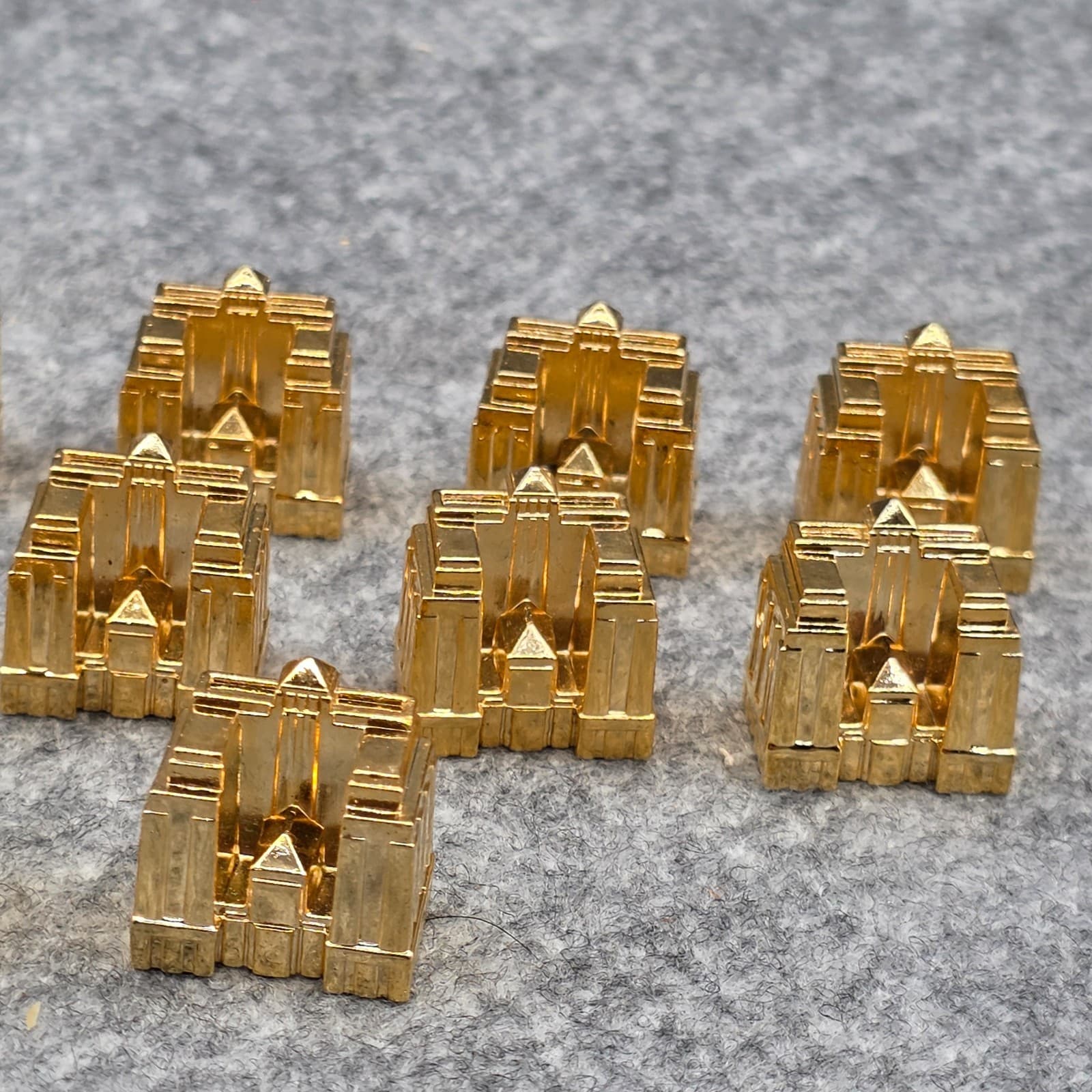 Franklin Mint Monopoly Collectors Edition Set of 12 Gold Plated Hotels - Thumbnail 4