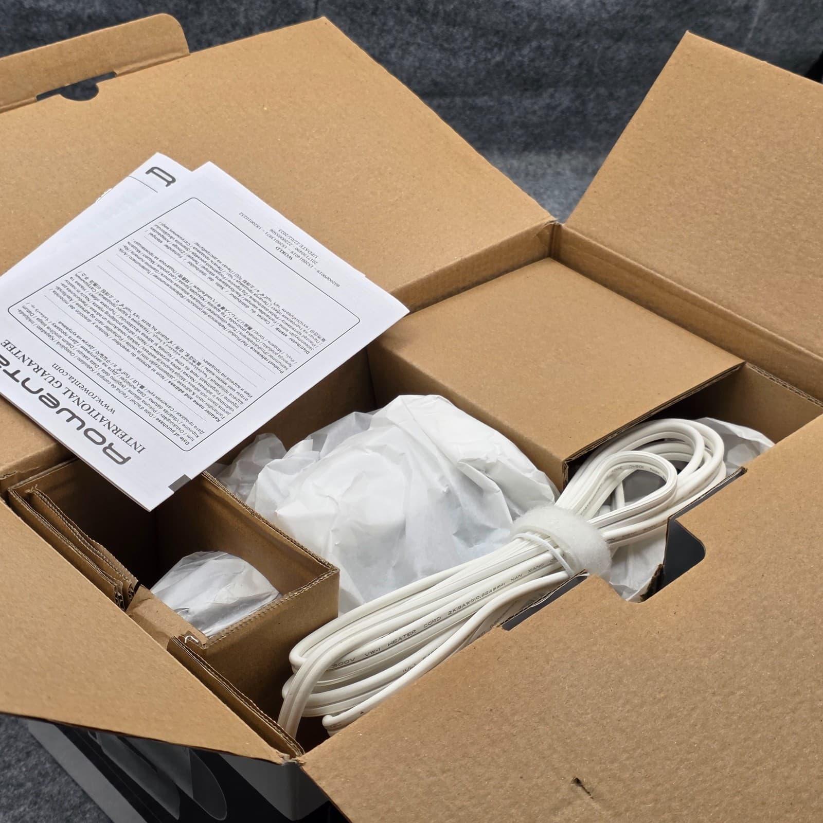 Rowenta Handheld Garment Steamer for Clothes Travel Steam WHITE - Thumbnail 7