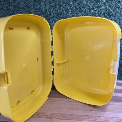 Bob The Builder Vintage Yellow 3D Lunch Box with Thermos By Thermos Fun Graphics - Thumbnail 6