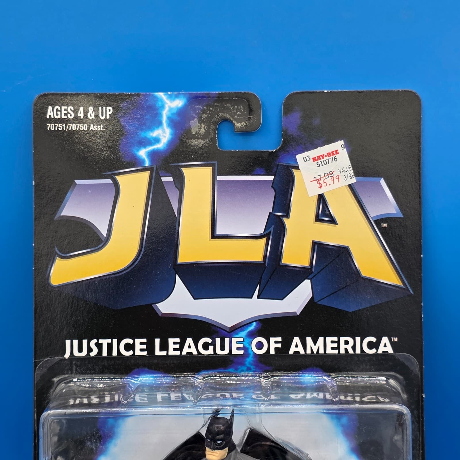 Vintage 1998 JLA Justice League of America Batman Action Figure Kenner - Thumbnail 2