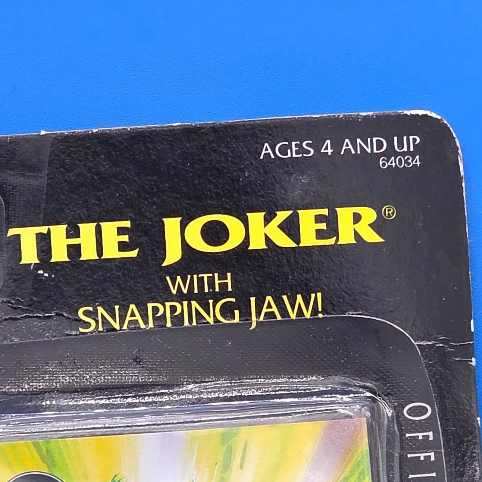 Legends of Batman The Joker Figure w/ Snapping Jaw Collector's Card 1994 Kenner - Thumbnail 4