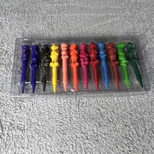 Vintage 1995 Looney Tunes Warner Coloring Book Crayons Set RARE w/box - Thumbnail 10