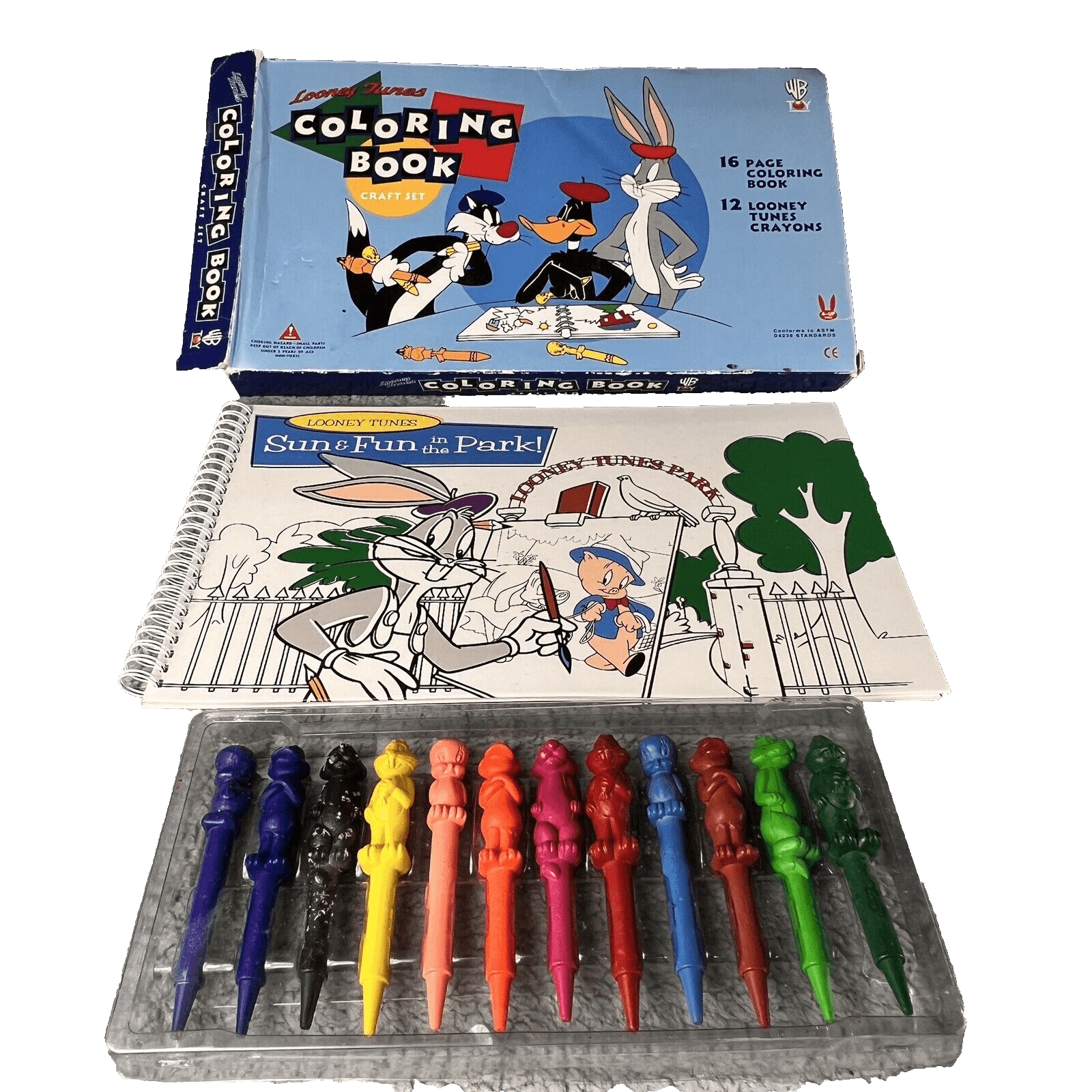 Vintage 1995 Looney Tunes Warner Coloring Book Crayons Set RARE w/box