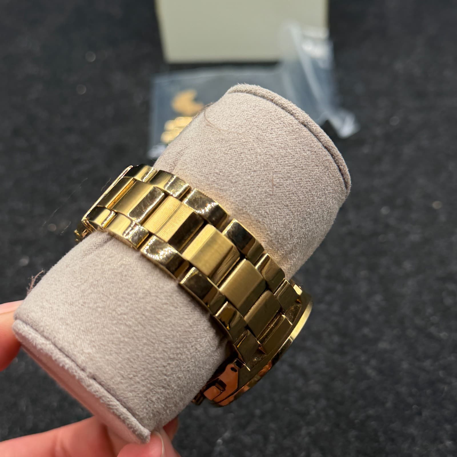 Michael Kors Women's QVail Chronograph Dial Gold Toned 38mm Watch MK-6446 - Thumbnail 7