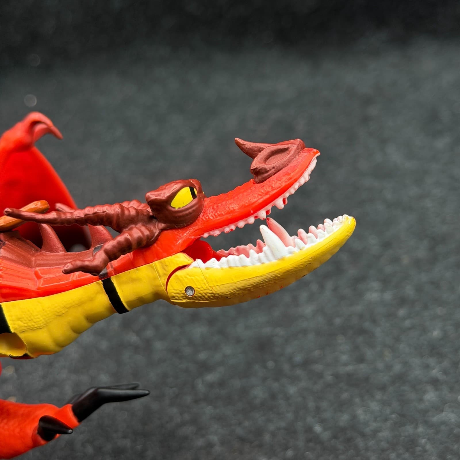How to Train Your Dragon Hidden World Hookfang Red Dragon Toy W/Saddle- 2018 - Thumbnail 7