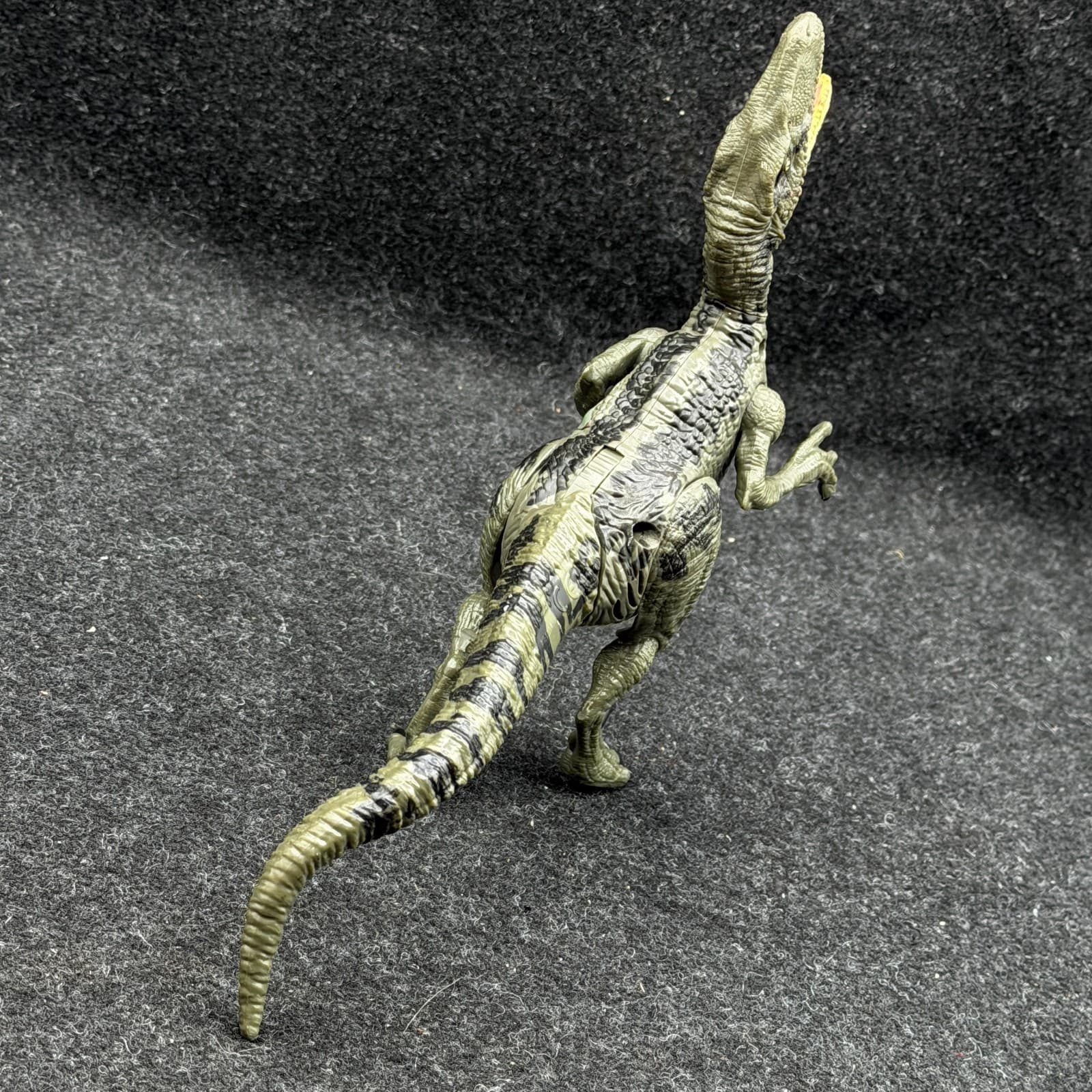 2015 Blue Alpha Electronic Velociraptor 7" Action Figure Jurassic World Park 4 - Thumbnail 5